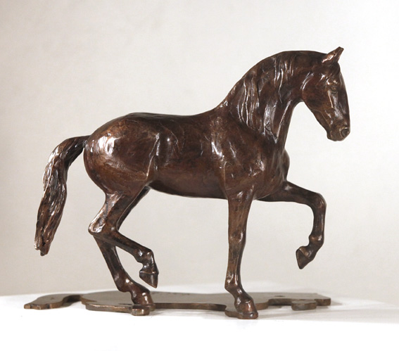 lusitanien au piaffer bronze